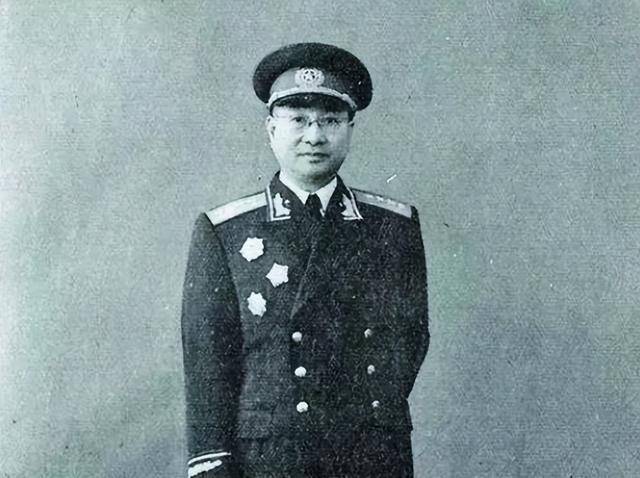 抓临刑前大喊：让陈赓来他知道我的身份九游会j9ag1951年中统大特务被(图3)