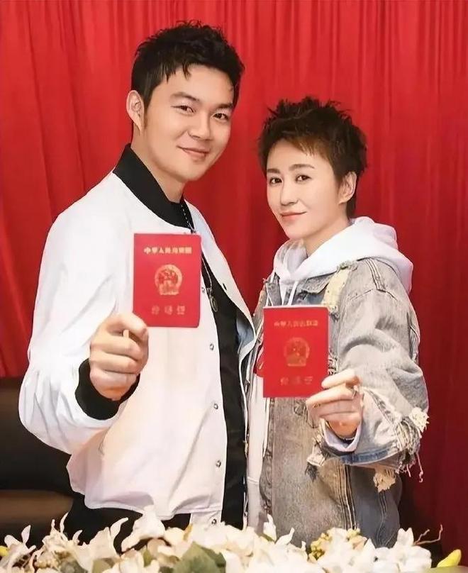 家人长期遭受网暴将来可能不会再与沈腾合作j9九游会真人第一品牌马丽崩溃痛哭！称(图13)